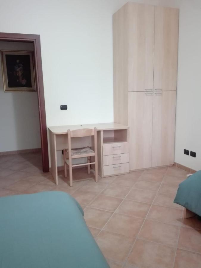 La Casa Di Mezzo-Affitti Brevi-Zona Ospedali Villa Busso Eksteriør billede